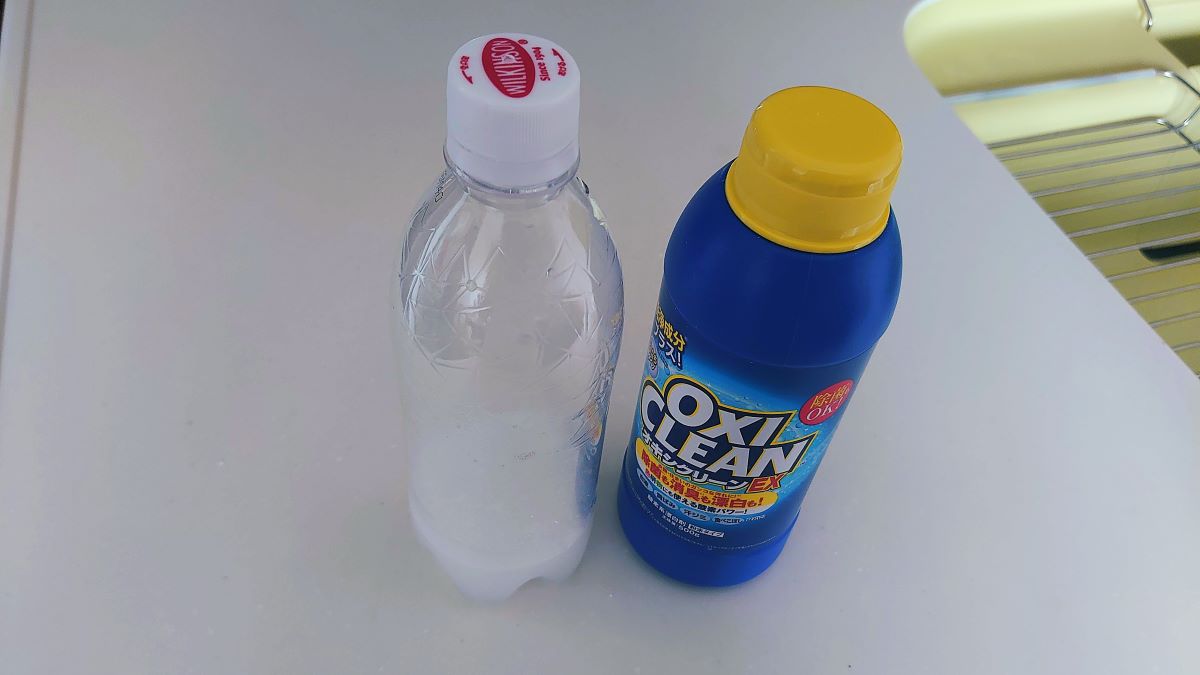 トイレの壁などの黄ばみを取るオキシクリーン（OxiClean）